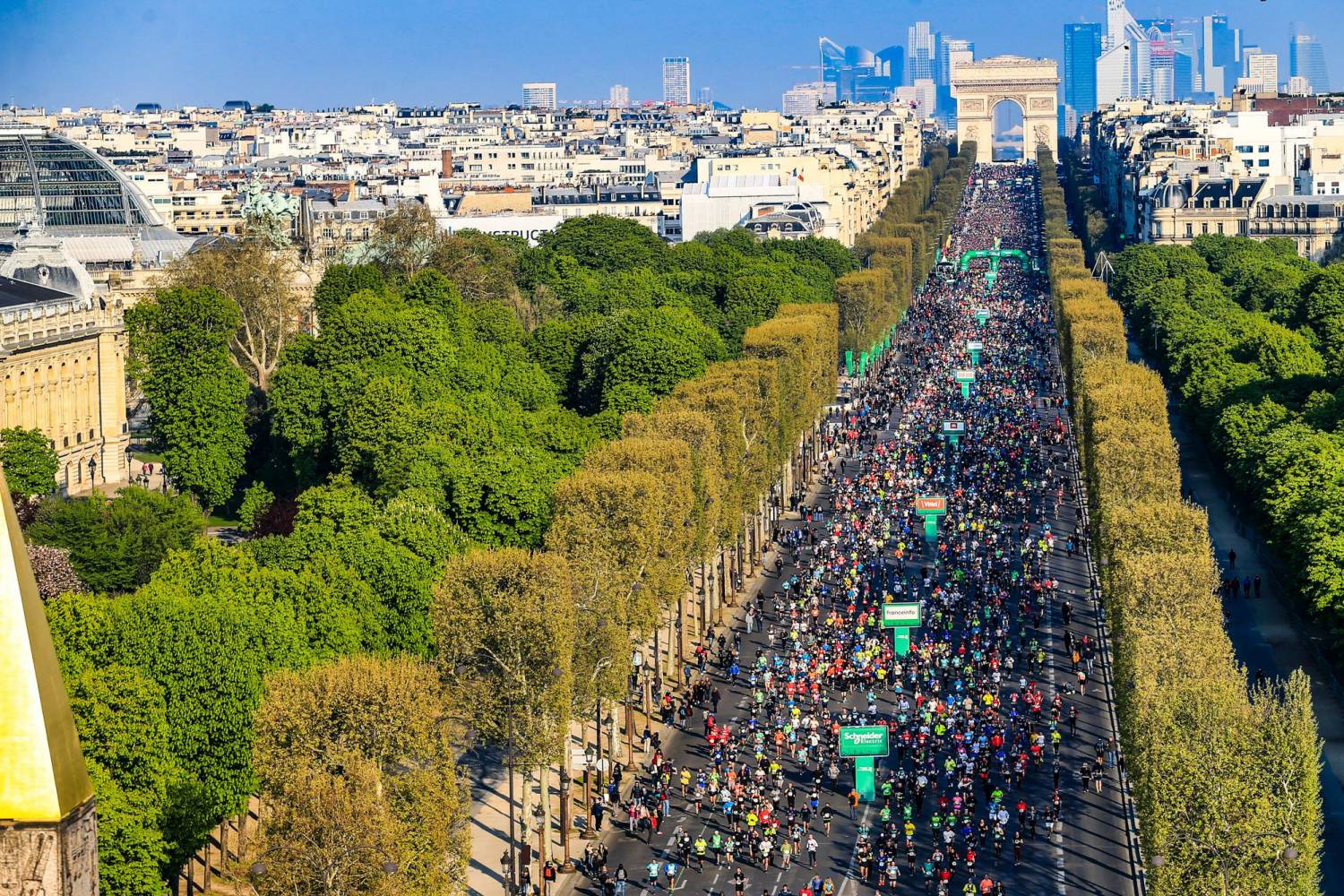 Nhà thờ Đức Bà chỉ còn trong ký ức những runner dự Paris Marathon